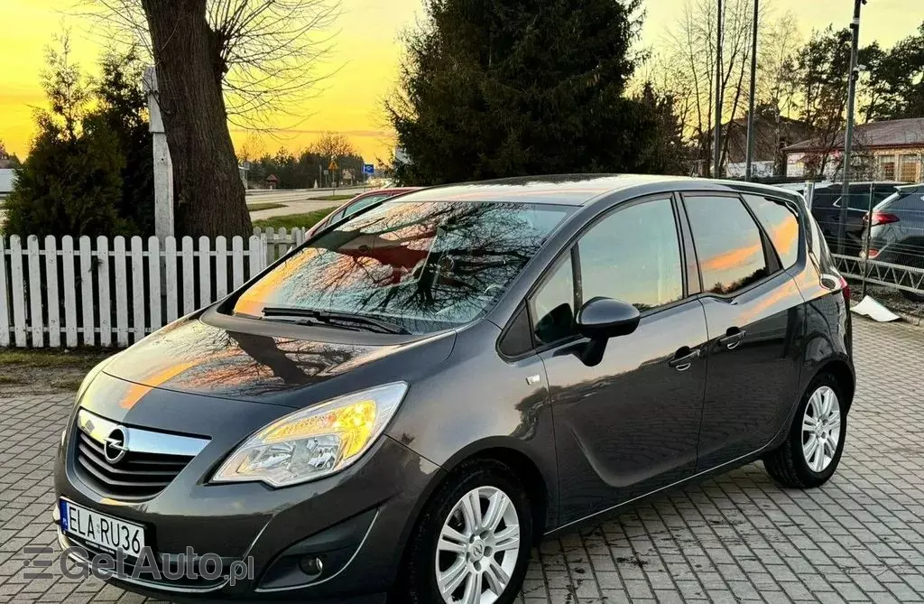 OPEL Meriva 