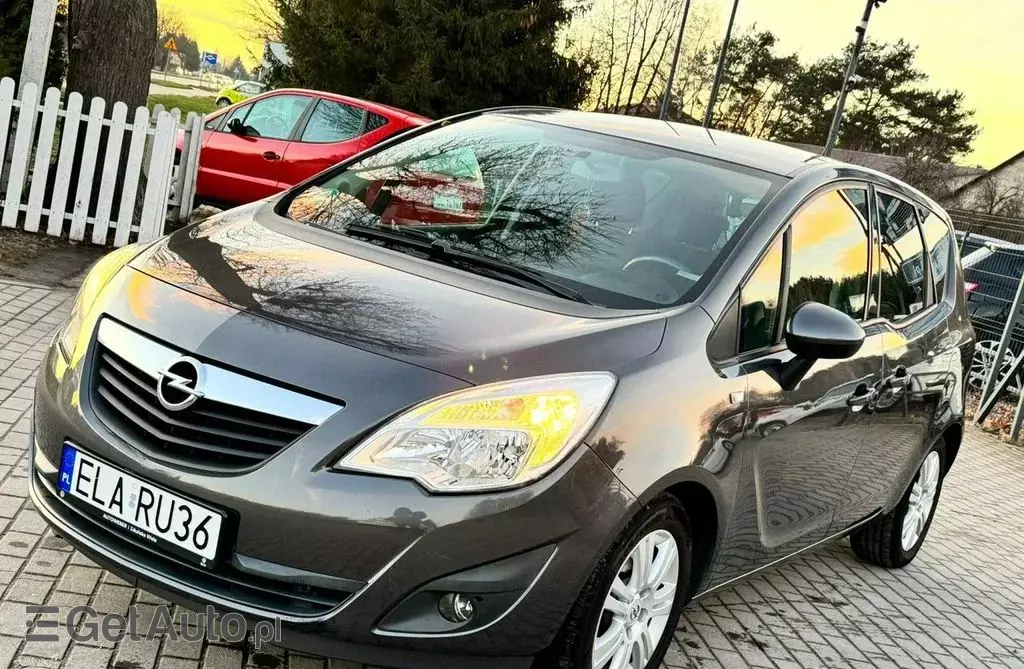 OPEL Meriva 