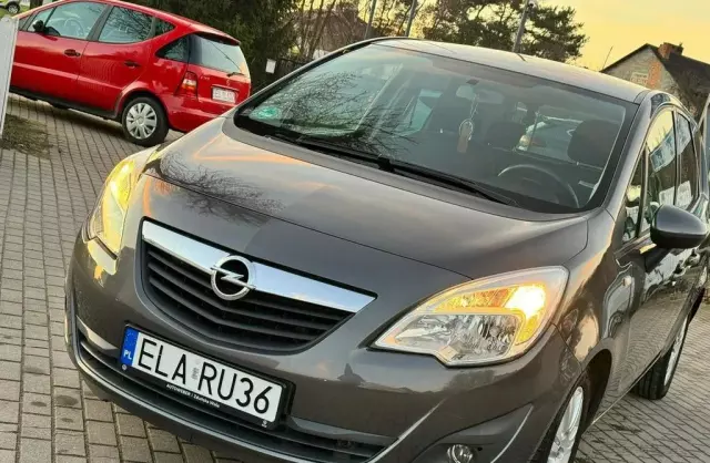 OPEL Meriva 