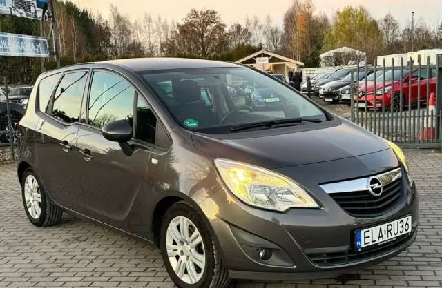 OPEL Meriva 