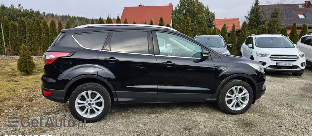 FORD Kuga 2.0 TDCi 4x2 Titanium