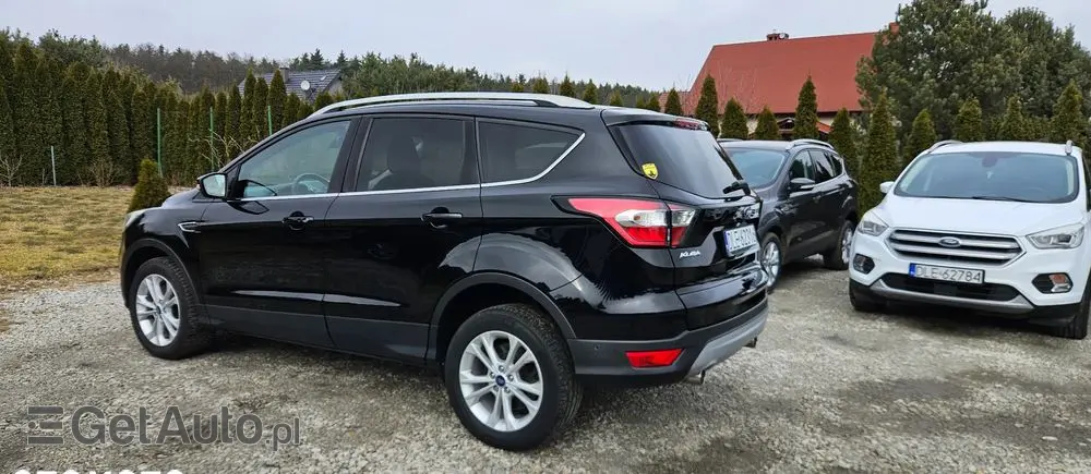 FORD Kuga 2.0 TDCi 4x2 Titanium