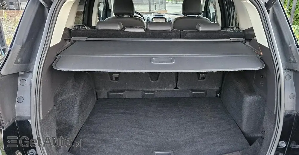 FORD Kuga 2.0 TDCi 4x2 Titanium