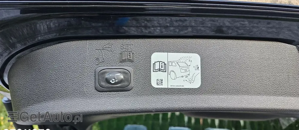 FORD Kuga 2.0 TDCi 4x2 Titanium