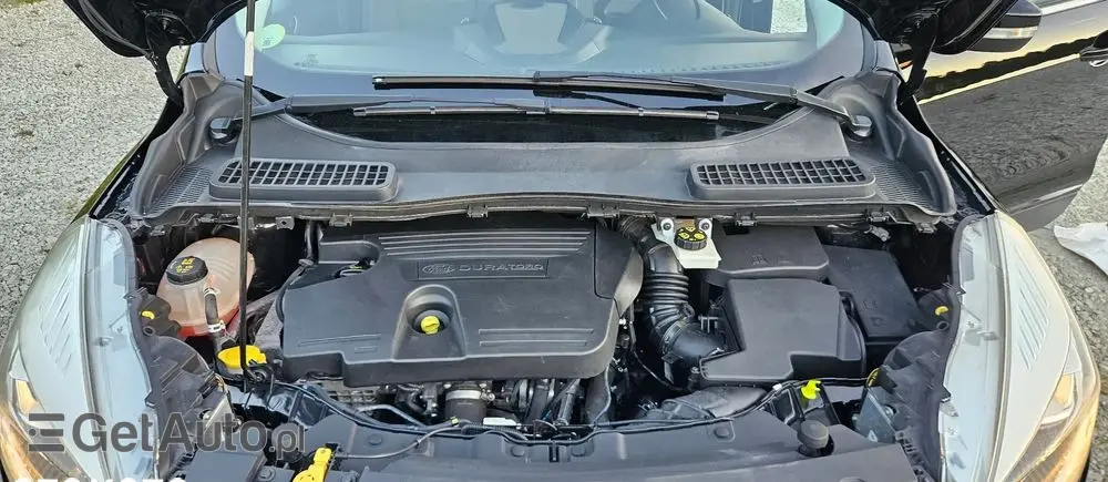 FORD Kuga 2.0 TDCi 4x2 Titanium