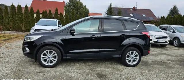 FORD Kuga 2.0 TDCi 4x2 Titanium