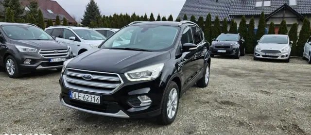 FORD Kuga 2.0 TDCi 4x2 Titanium