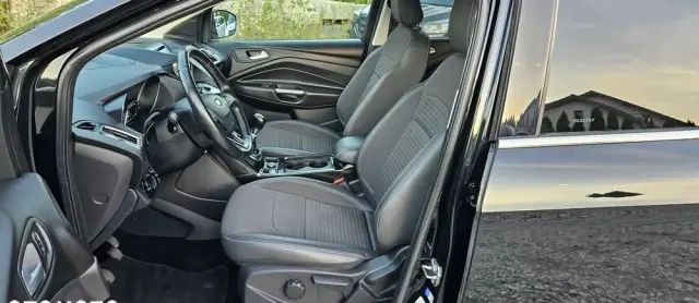 FORD Kuga 2.0 TDCi 4x2 Titanium