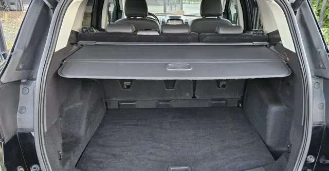 FORD Kuga 2.0 TDCi 4x2 Titanium