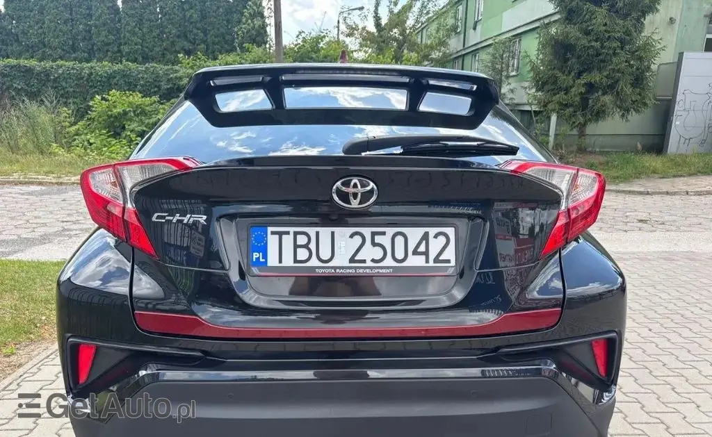 TOYOTA C-HR 