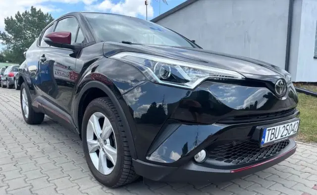 TOYOTA C-HR 