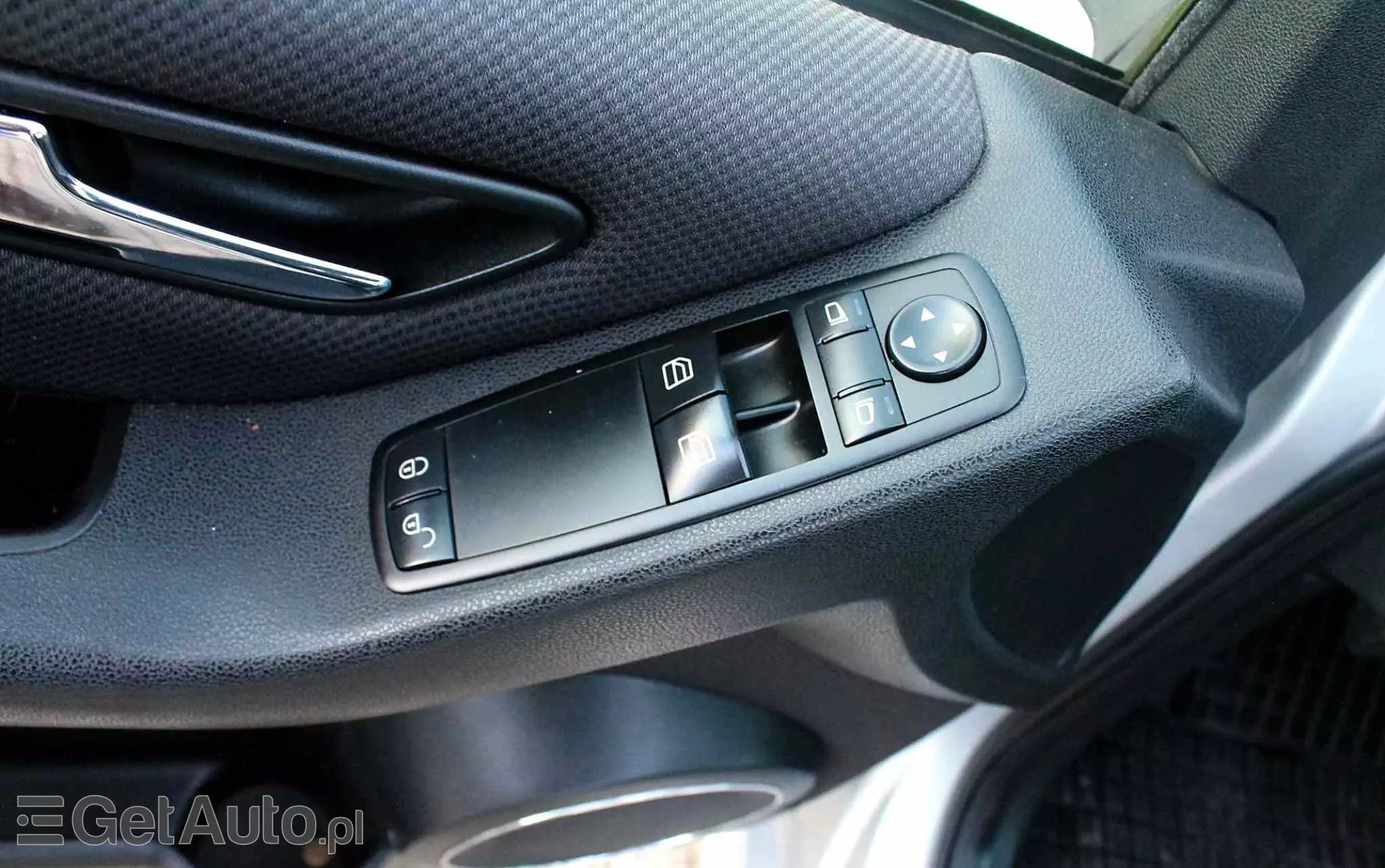 MERCEDES-BENZ Klasa B 