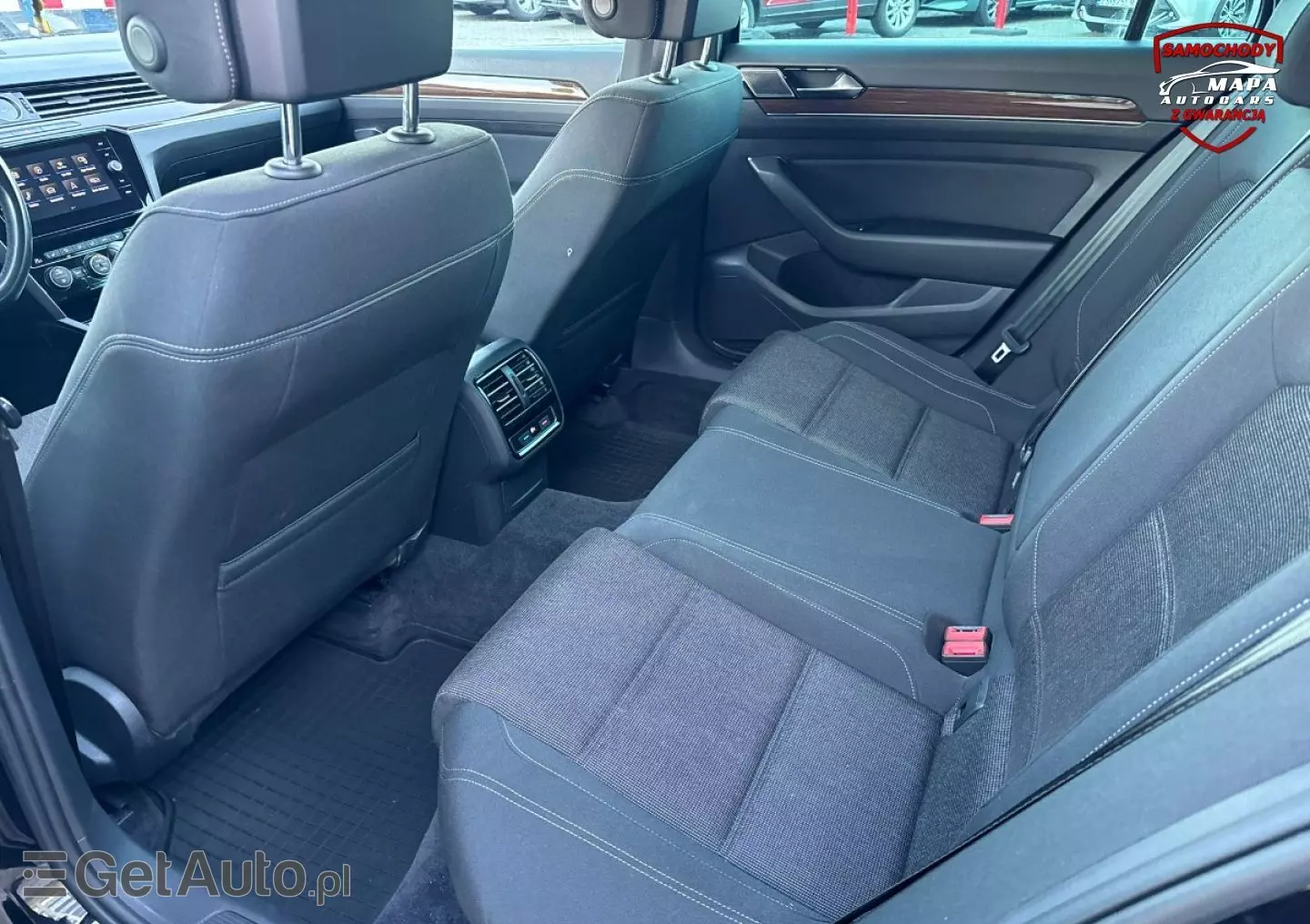 VOLKSWAGEN Passat Variant 2.0 TDI SCR DSG R-Line