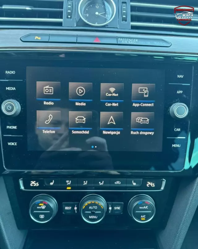 VOLKSWAGEN Passat Variant 2.0 TDI SCR DSG R-Line