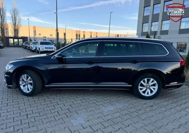 VOLKSWAGEN Passat Variant 2.0 TDI SCR DSG R-Line