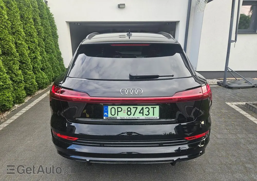 AUDI E-tron 50 quattro S line