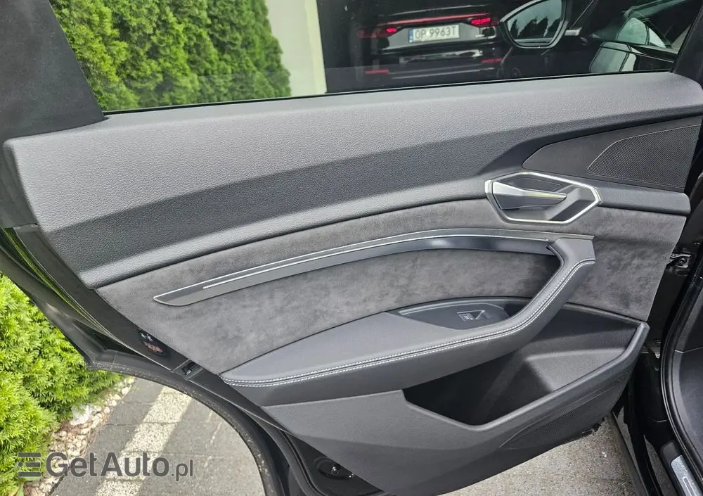 AUDI E-tron 50 quattro S line