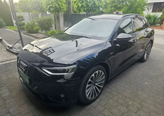 AUDI E-tron 50 quattro S line