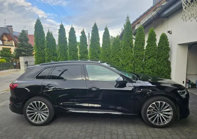 AUDI E-tron 50 quattro S line