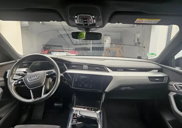 AUDI E-tron 50 quattro S line