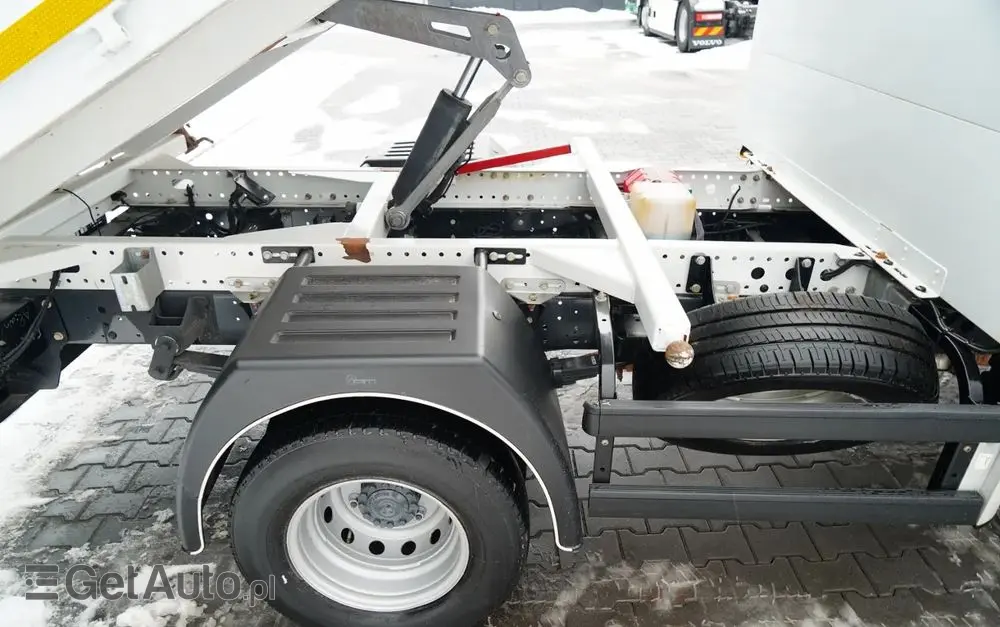 IVECO DAILY 70-180 / WYWROTKA TYLNOZSYPOWA 2,8 M / DMC: 7,0 T / BLOKADA MOSTU /  BLIŹNIAK / HI-MATIC / 