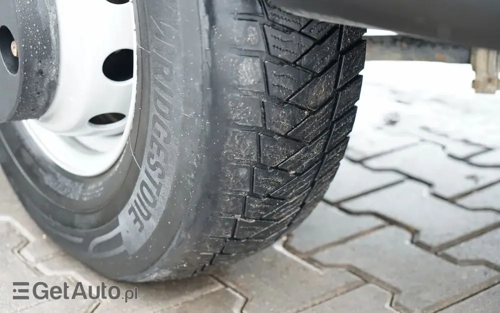 IVECO DAILY 70-180 / WYWROTKA TYLNOZSYPOWA 2,8 M / DMC: 7,0 T / BLOKADA MOSTU /  BLIŹNIAK / HI-MATIC / 