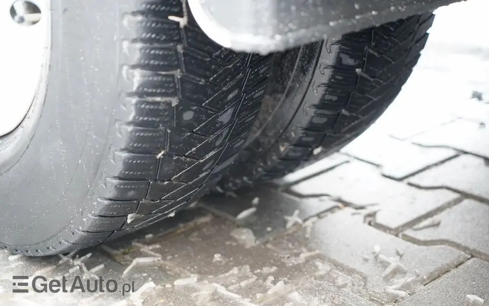 IVECO DAILY 70-180 / WYWROTKA TYLNOZSYPOWA 2,8 M / DMC: 7,0 T / BLOKADA MOSTU /  BLIŹNIAK / HI-MATIC / 