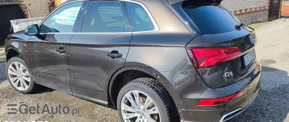 AUDI Q5 35 TDI Quattro Sport S tronic