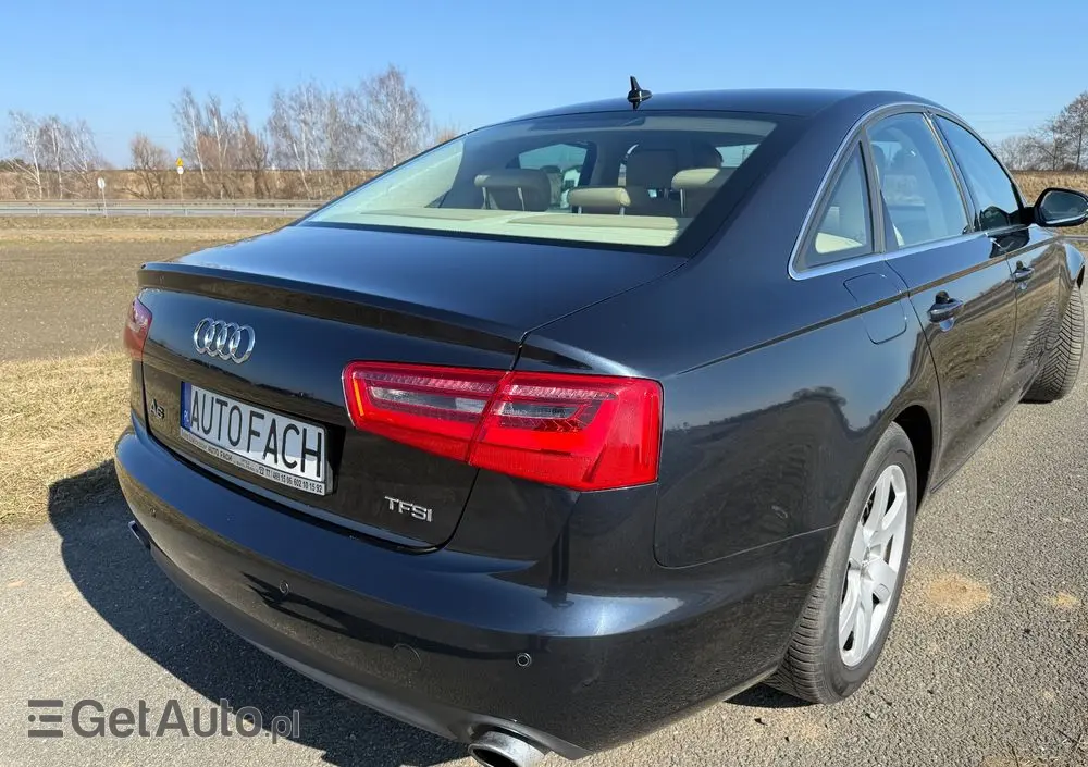 AUDI A6 Limousine 