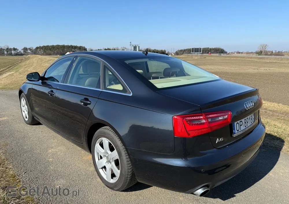 AUDI A6 Limousine 
