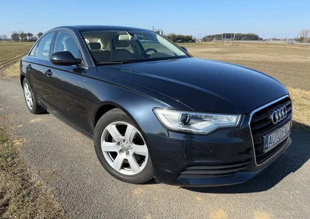 AUDI A6 Limousine 