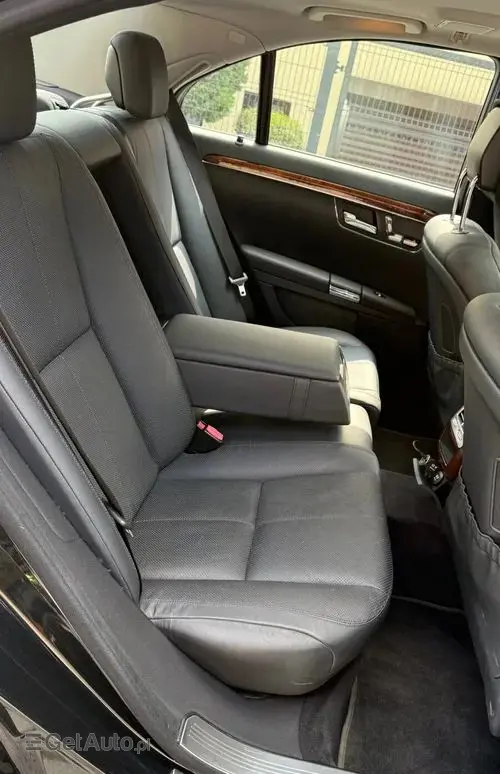 MERCEDES-BENZ S 