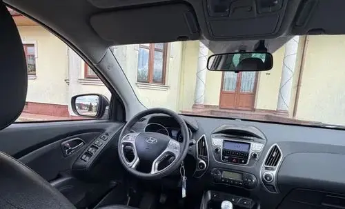 HYUNDAI Ix35 