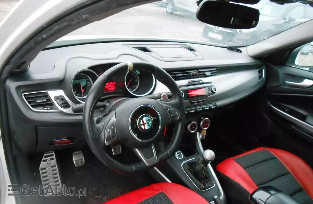 ALFA ROMEO Giulietta 