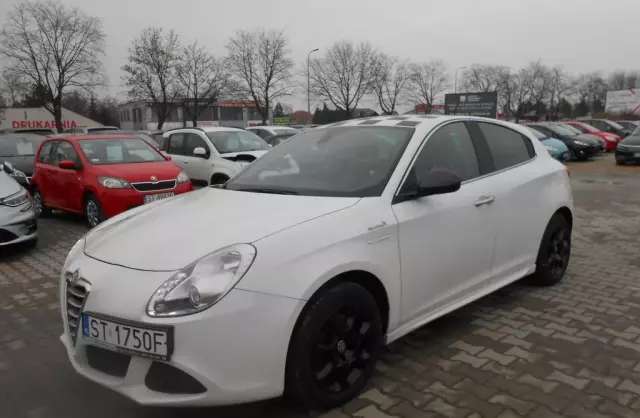 ALFA ROMEO Giulietta 