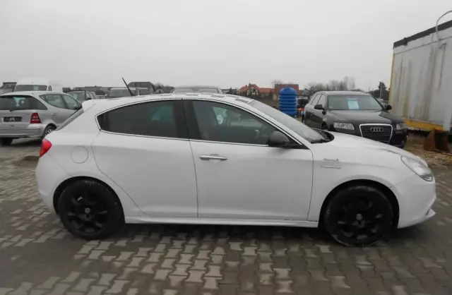 ALFA ROMEO Giulietta 