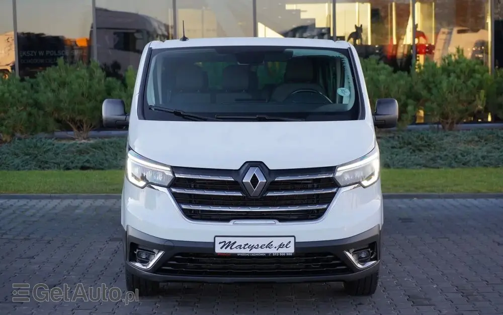 RENAULT TRAFIC III / BUS / 9 MIEJSC / PIERWSZY WŁAŚCICIEL / POLSKI SALON / 2022 ROK / 
