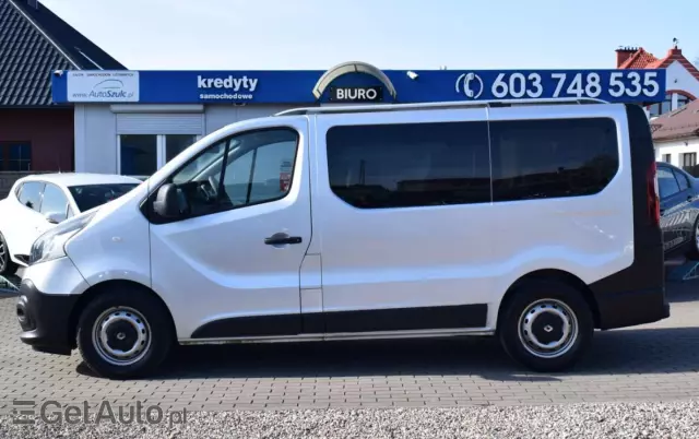 RENAULT Trafic 