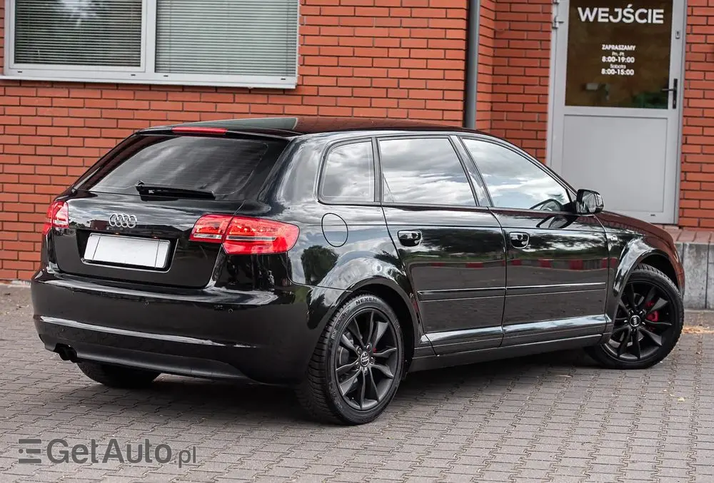 AUDI A3 Sportback 