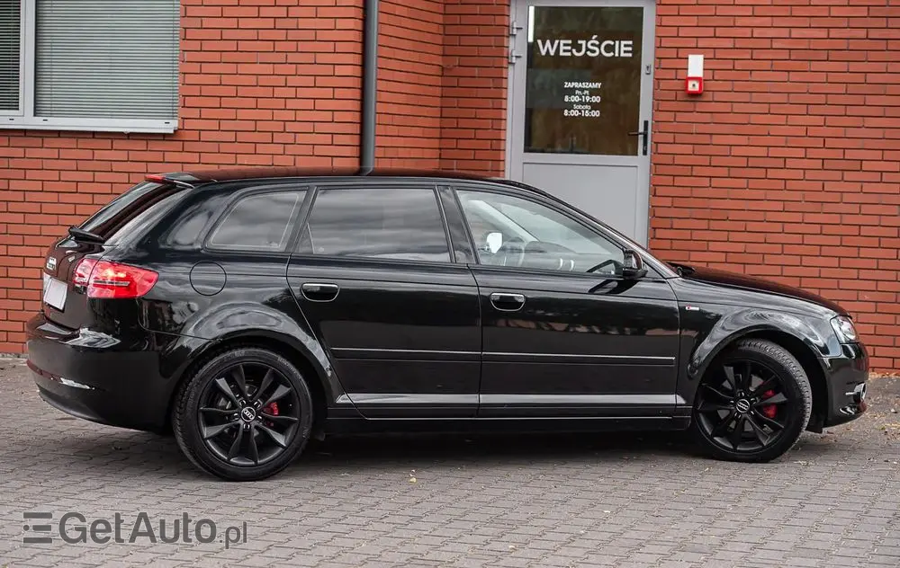 AUDI A3 Sportback 