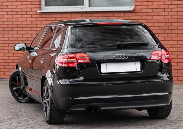 AUDI A3 Sportback 