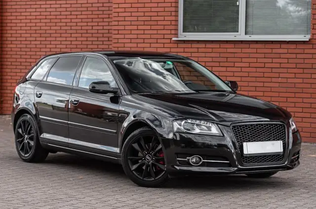 AUDI A3 Sportback 