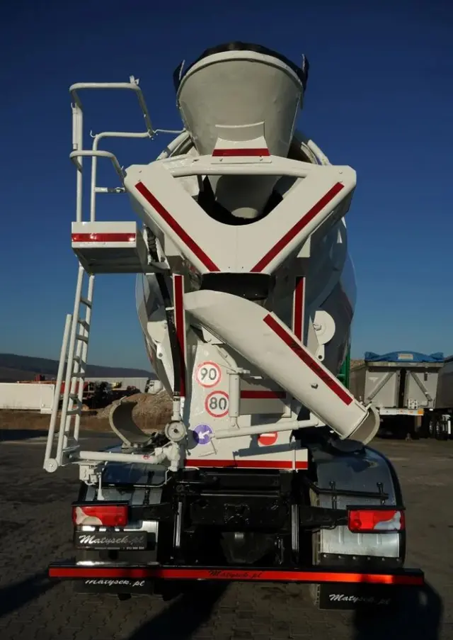 MAN TGS 32.420 / 8x4 / BETONOMIESZARKA FRUMECAR   / GRUSZKA 9 M3 / 