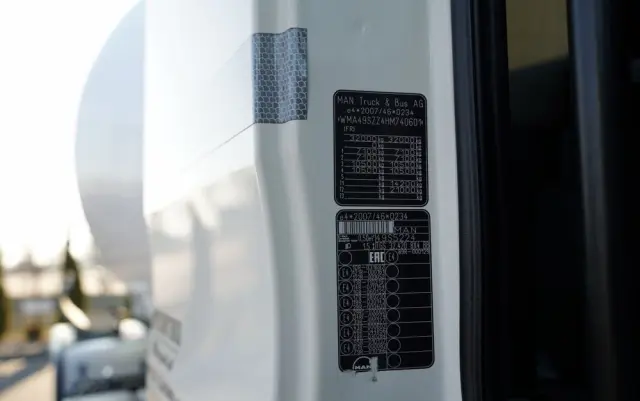 MAN TGS 32.420 / 8x4 / BETONOMIESZARKA FRUMECAR   / GRUSZKA 9 M3 / 