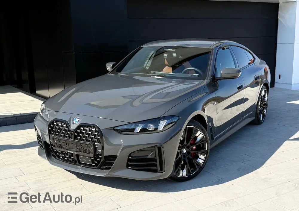 BMW Seria 4 420d xDrive Sport-Aut M Sport