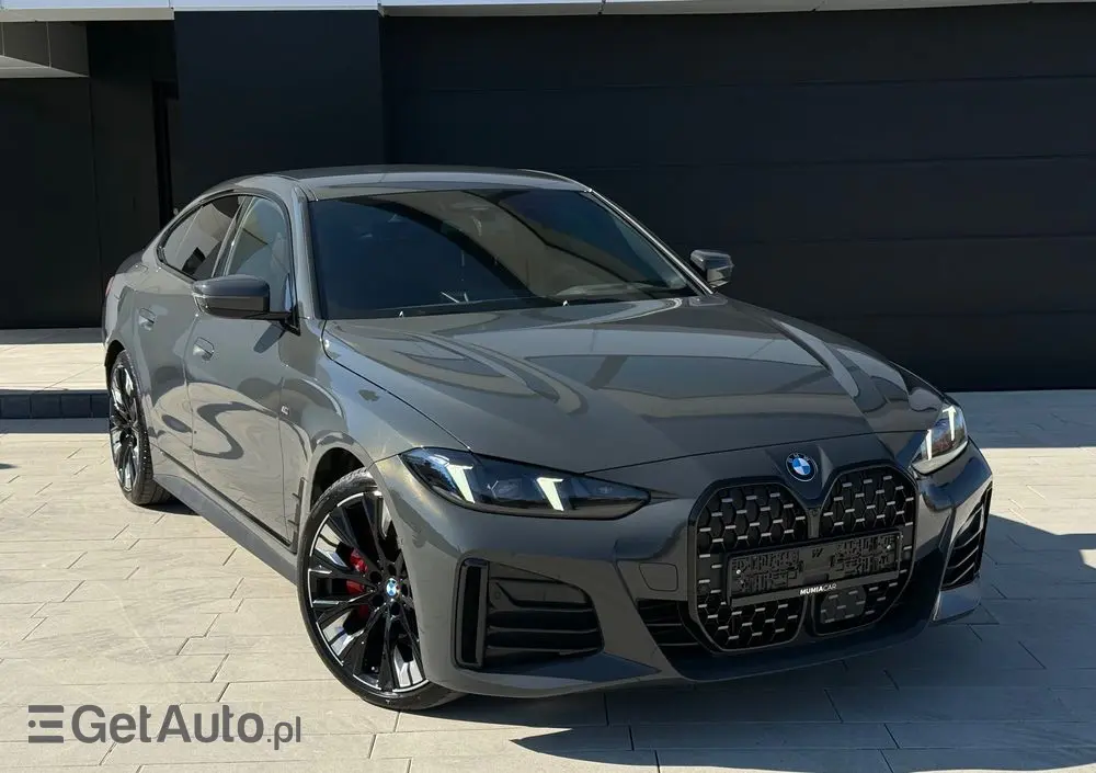 BMW Seria 4 420d xDrive Sport-Aut M Sport