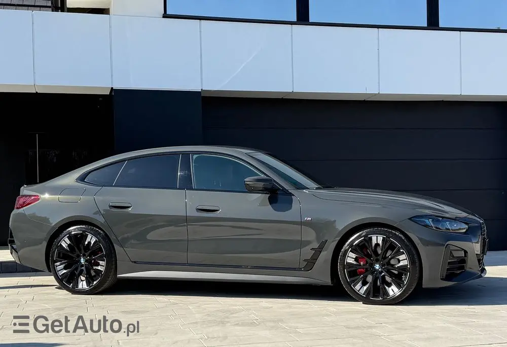 BMW Seria 4 420d xDrive Sport-Aut M Sport