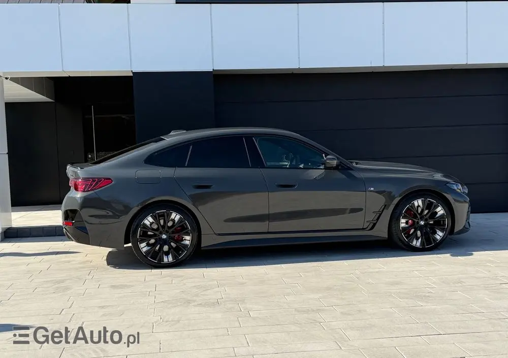 BMW Seria 4 420d xDrive Sport-Aut M Sport