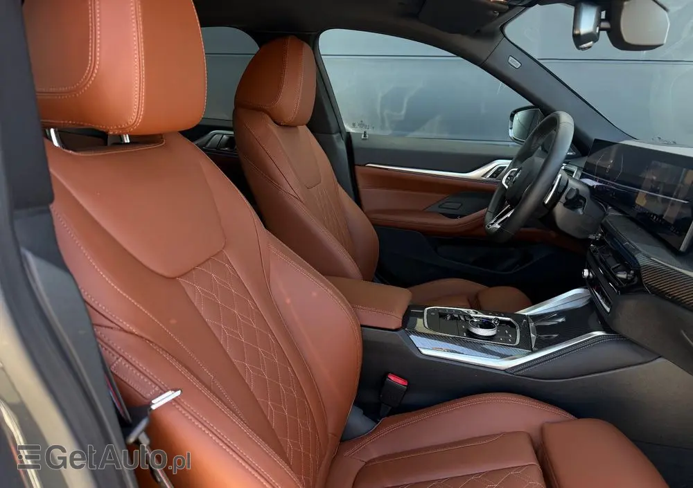 BMW Seria 4 420d xDrive Sport-Aut M Sport