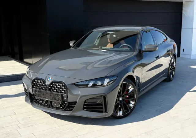 BMW Seria 4 420d xDrive Sport-Aut M Sport